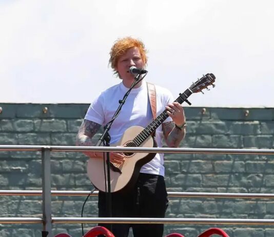 Ed Sheeran Performs New ‘Subtract’ Songs in Surprise NY, Dallas and LA Pop-Up Street Gigs