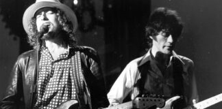Bob Dylan Speaks Out on Death of ‘Lifelong Friend’ Robbie Robertson