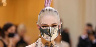 Grimes Shows Support for Lizzo Amid Sexual Harassment Lawsuit Loyalty Matters to Me