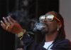 blinged out snoop dog smoking