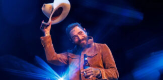 Post Malone Teases New Song ‘Bad Mood’ That’ll Transport You Right Back to His ‘Beerbongs & Bentleys’ Era Post Malone Teases New Song ‘Bad Mood’ That’ll Transport You Right Back to His ‘Beerbongs & Bentleys’ Era
